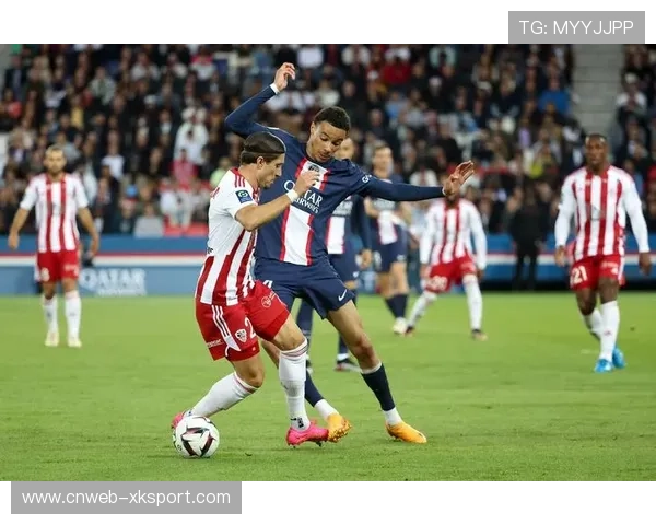 维蒂尼亚远射造险，巴黎圣日耳曼得势不得分